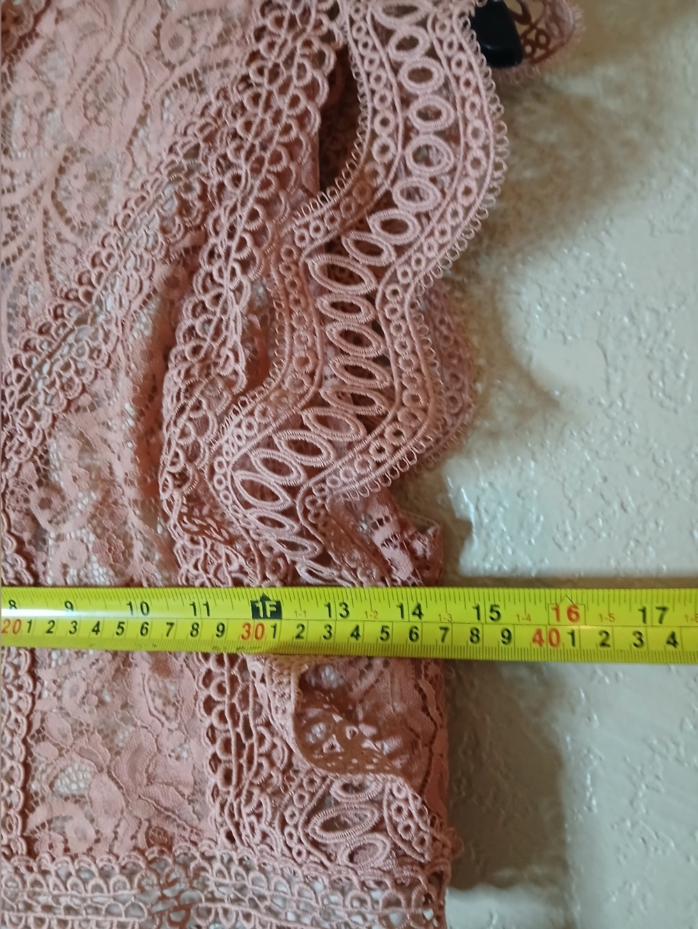 SAINTS + SECRETS Mauve Pink Victorian Lace Top High Neck Size Small - Picture 3 of 6